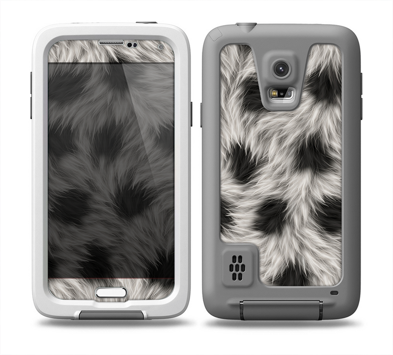 The Dotted Black & White Animal Fur Skin for the Samsung Galaxy S5 frē LifeProof Case