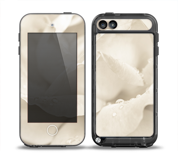 The Drenched White Rose Skin for the iPod Touch 5th Generation frē LifeProof Case