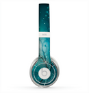 The Electric Teal Volts Skin for the Beats by Dre Solo 2 Headphones