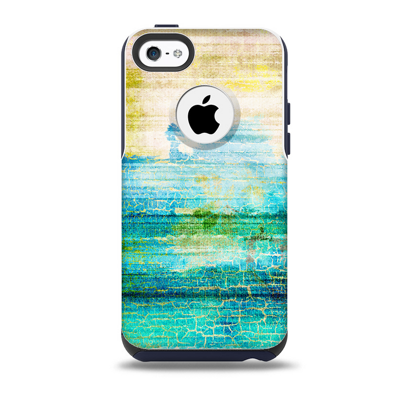 The Faded and Cracked Green Paint Skin for the iPhone 5c OtterBox Commuter Case