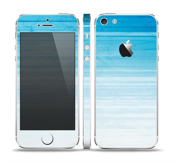The Fading Light Blue Streaks Skin Set for the Apple iPhone 5