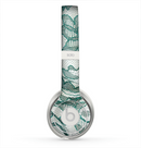 The Gentle Green Wrinkled Lace Skin for the Beats by Dre Solo 2 Headphones