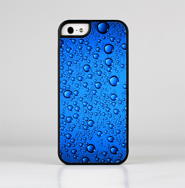 The Glowing Blue Vivid RainDrops Skin-Sert for the Apple iPhone 5-5s Skin-Sert Case