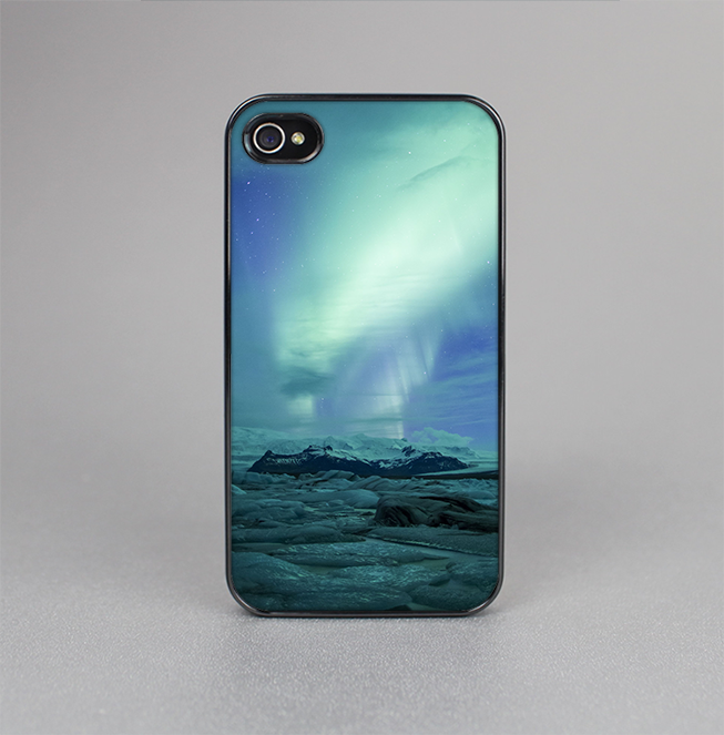 The Glowing Northern Lights Skin-Sert for the Apple iPhone 4-4s Skin-Sert Case