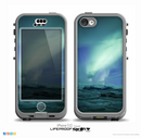 The Glowing Northern Lights Skin for the iPhone 5c nüüd LifeProof Case
