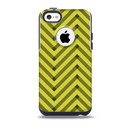 The Gold & Black Sketch Chevron Skin for the iPhone 5c OtterBox Commuter Case
