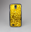 The Gold Glimmer Skin-Sert Case for the Samsung Galaxy S4