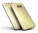 The_Gold_and_White_Marked_Diamond_Pattern_-_Galaxy_S7_Edge_-_V4.jpg