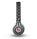 The Gray & Black Sketch Chevron Skin for the Beats by Dre Mixr Headphones