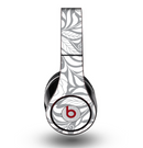 The Gray Floral Pattern V3 Skin for the Original Beats by Dre Studio Headphones