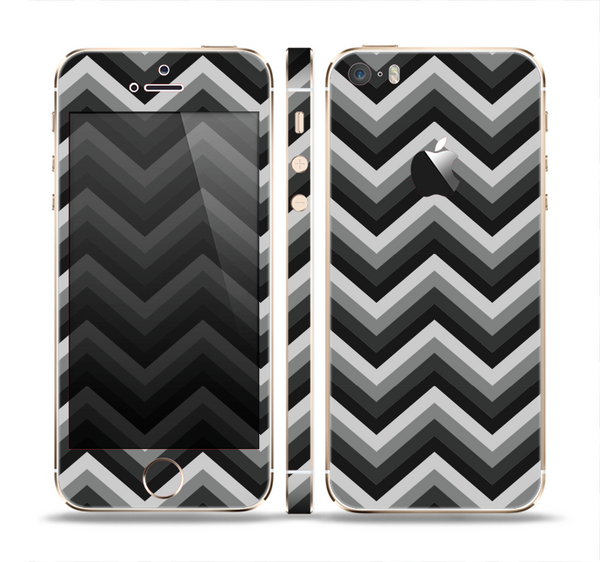 The Gray Toned Layered CHevron Pattern Skin Set for the Apple iPhone 5s