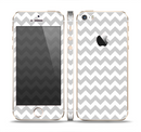 The Gray & White Chevron Pattern Skin Set for the Apple iPhone 5s