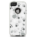 The Gray & White Large Paw Prints Skin For The iPhone 5-5s Otterbox Commuter Case