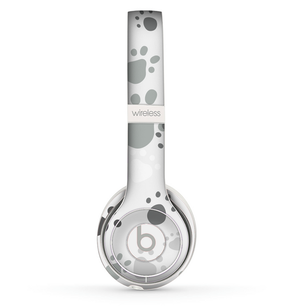 The Gray & White Large Paw Prints Skin Set for the Beats by Dre Solo 2 Wireless Headphones