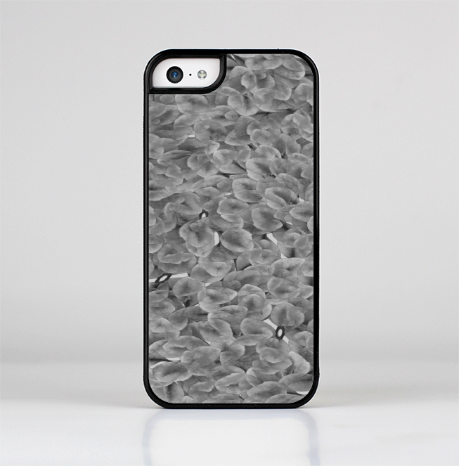 The Grayscale Flower Petals Skin-Sert Case for the Apple iPhone 5c