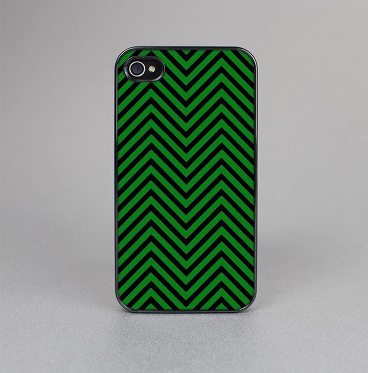 The Green & Black Sharp Chevron Pattern Skin-Sert for the Apple iPhone 4-4s Skin-Sert Case