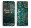 The Green & Gold Lace Pattern Skin for the Apple iPhone 5c