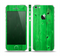 The Green Highlighted Wooden Planks Skin Set for the Apple iPhone 5