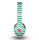 The Green & White Chevron Pattern V2 Skin for the Beats by Dre Original Solo-Solo HD Headphones