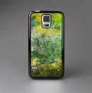 The Grunge Green & Yellow Surface Skin-Sert Case for the Samsung Galaxy S5