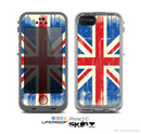 The Grunge Vintage Textured London England Flag Skin for the Apple iPhone 5c LifeProof Case