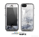 The Grunge White & Gray Texture Skin for the Apple iPhone 5c LifeProof Case