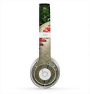 The Grunge Worn Baseball Skin for the Beats by Dre Solo 2 Headphones