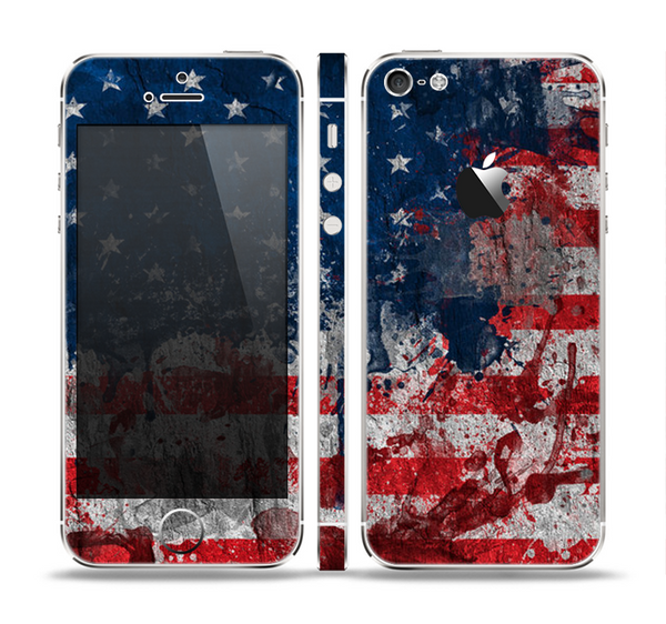 The Grungy American Flag Skin Set for the Apple iPhone 5