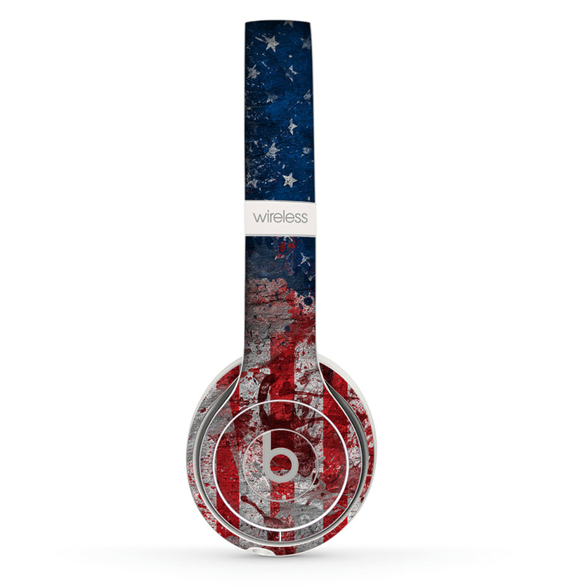 The Grungy American Flag Skin Set for the Beats by Dre Solo 2 Wireless