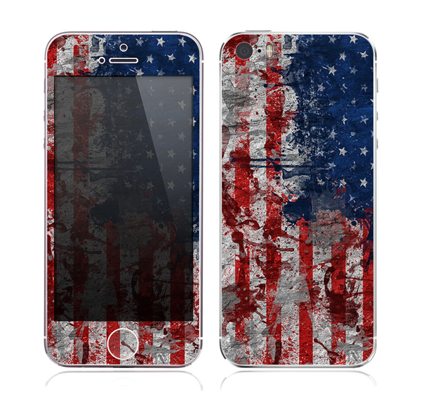 The Grungy American Flag Skin for the Apple iPhone 5s
