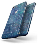 The Grungy Blue Green Stars Surface - Skin-kit for the iPhone 8 or 8 Plus