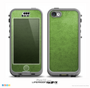 The Grungy Green Surface Skin for the iPhone 5c nüüd LifeProof Case