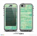 The Grungy Horizontal Green Lines Skin for the iPhone 5c nüüd LifeProof Case
