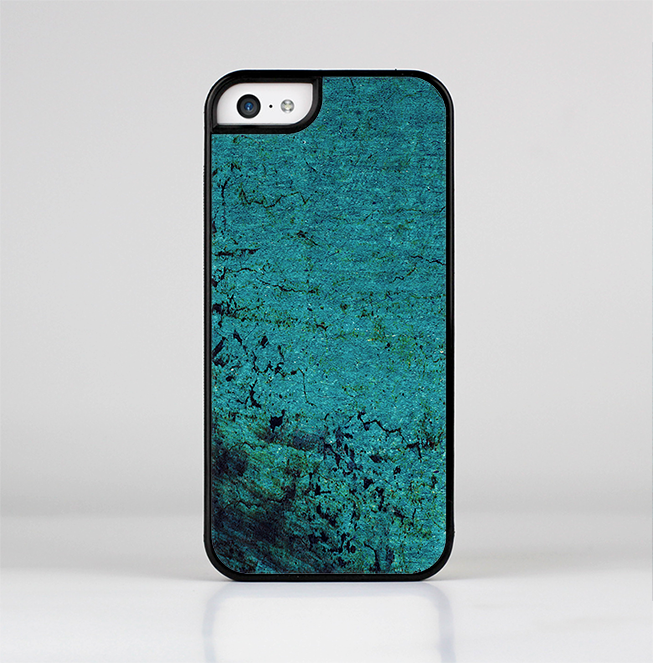 The Grungy Teal Surface Skin-Sert Case for the Apple iPhone 5c