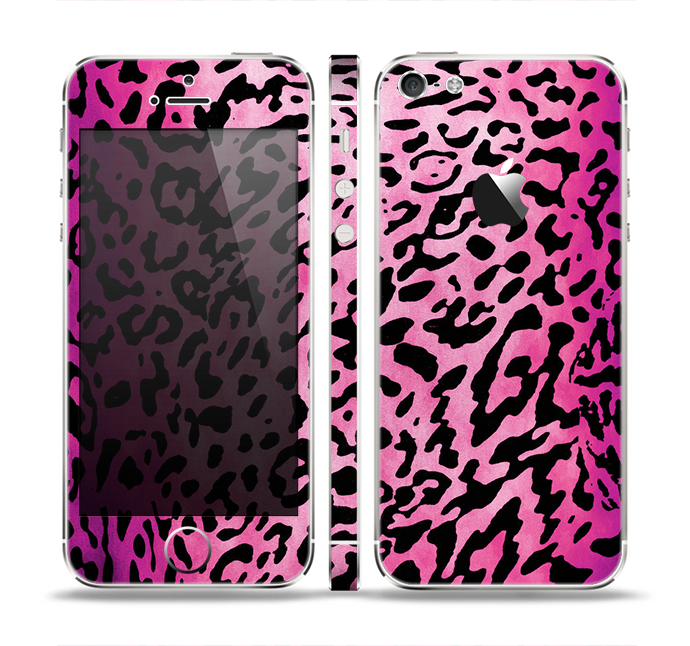 The Hot Pink Cheetah Animal Print Skin Set for the Apple iPhone 5
