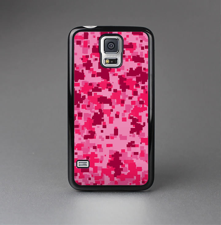 The Hot Pink Digital Camouflage Skin-Sert Case for the Samsung Galaxy S5