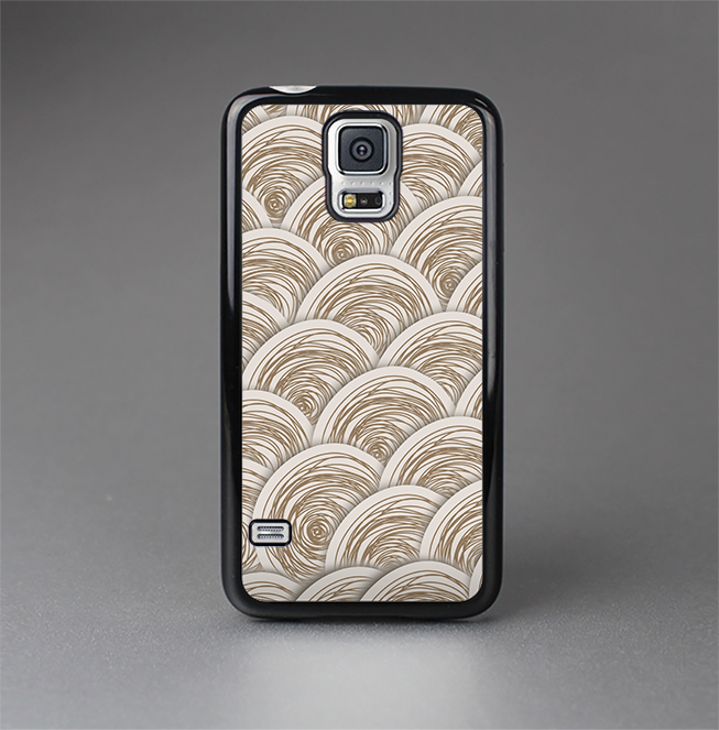 The Layered Tan Circle Pattern Skin-Sert Case for the Samsung Galaxy S5