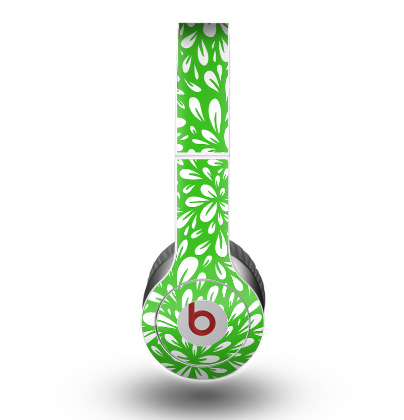 The Lime Green & White Floral Sprout Skin for the Beats by Dre Original Solo-Solo HD Headphones