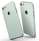 The_Micro_Daisy_and_Mint_Polka_Dot_Pattern_-_iPhone_7_-_FullBody_4PC_v3.jpg