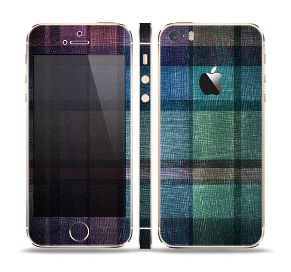 The Multicolored Vintage Textile Plad Skin Set for the Apple iPhone 5s