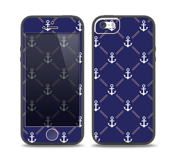 The Navy Blue & White Seamless Anchor Pattern Skin Set for the iPhone 5-5s Skech Glow Case