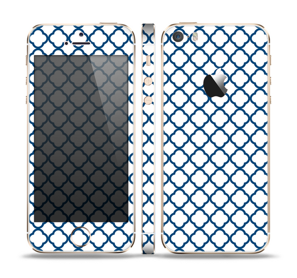 The Navy & White Seamless Morocan Pattern V2 Skin Set for the Apple iPhone 5s