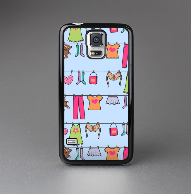 The Neon Clothes Line Pattern Skin-Sert Case for the Samsung Galaxy S5