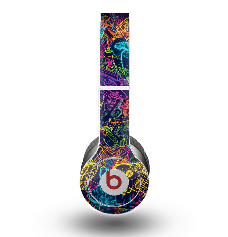 The Neon Robots Skin for the Beats by Dre Original Solo-Solo HD Headphones