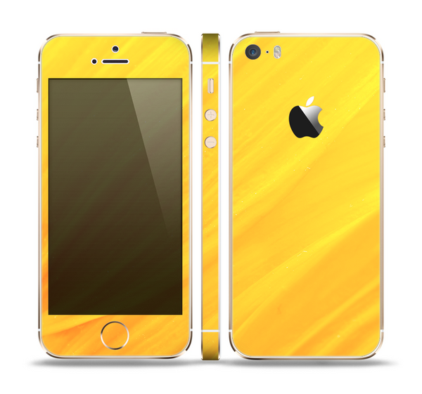 The Orange Abstract Wave Texture Skin Set for the Apple iPhone 5s