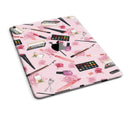The_Pink_Out_of_the_MakeUp_Bag_Pattern_-_iPad_Pro_97_-_View_5.jpg