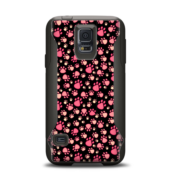 The Pink Paw Prints on Black Samsung Galaxy S5 Otterbox Commuter Case Skin Set