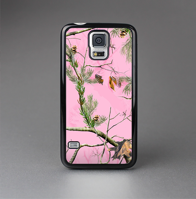 The Pink Real Camouflage Skin-Sert Case for the Samsung Galaxy S5
