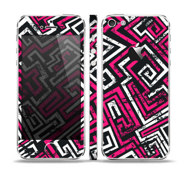The Pink & White Abstract Maze Pattern Skin Set for the Apple iPhone 5