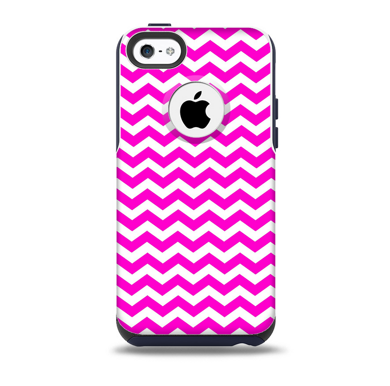 The Pink & White Chevron Pattern Skin for the iPhone 5c OtterBox Commuter Case